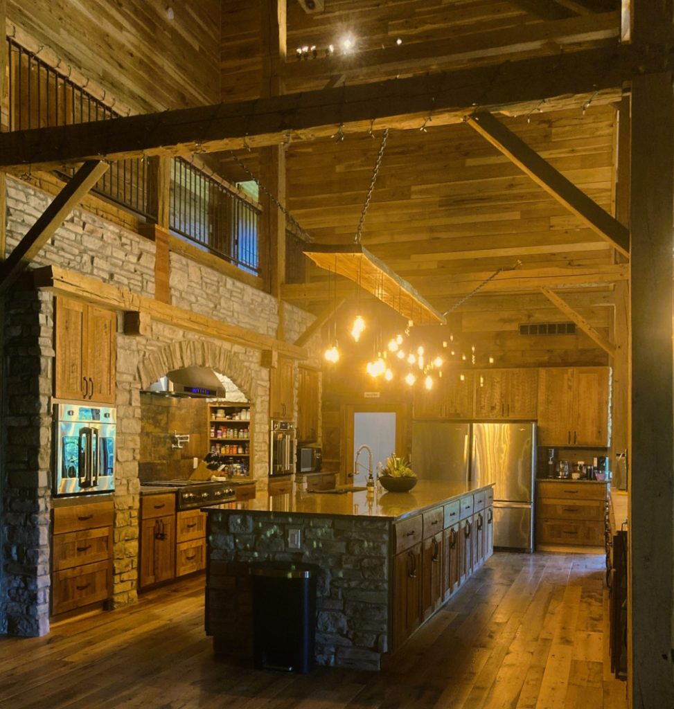 BARNWOOD KITCHEN Top Notch Remodeling, LLC